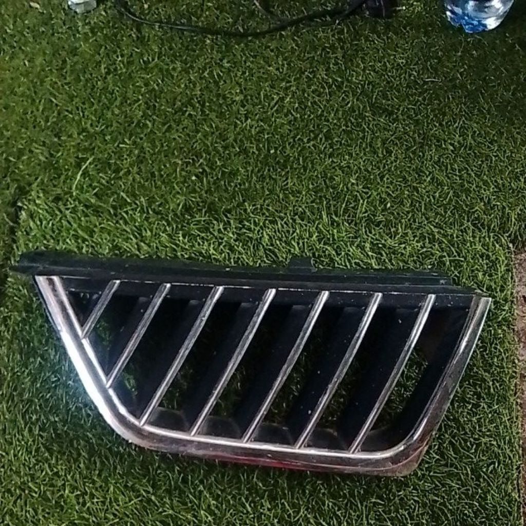 Grill Strada L200 original Japan kiri