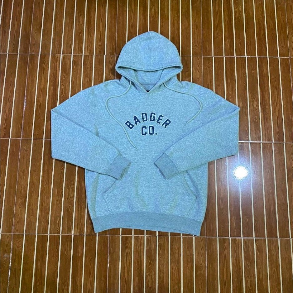 Hoodie Badger. Co Abu size M SECOND