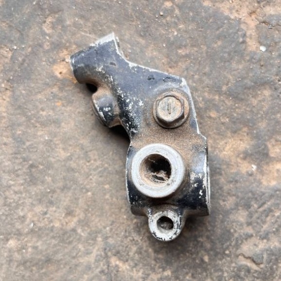 bracket handle rem depan rumah handle rem depan yt115 original bekas