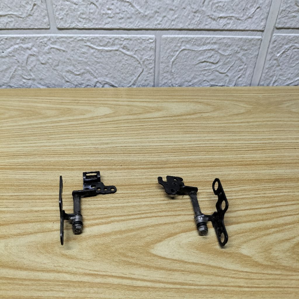 Engsel Laptop Acer Swift 3 SF314-41 SF314-54 SF314-56