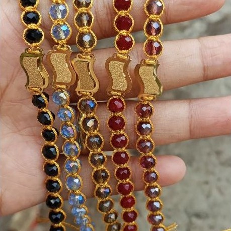 Gelang kristal Pandora titanium