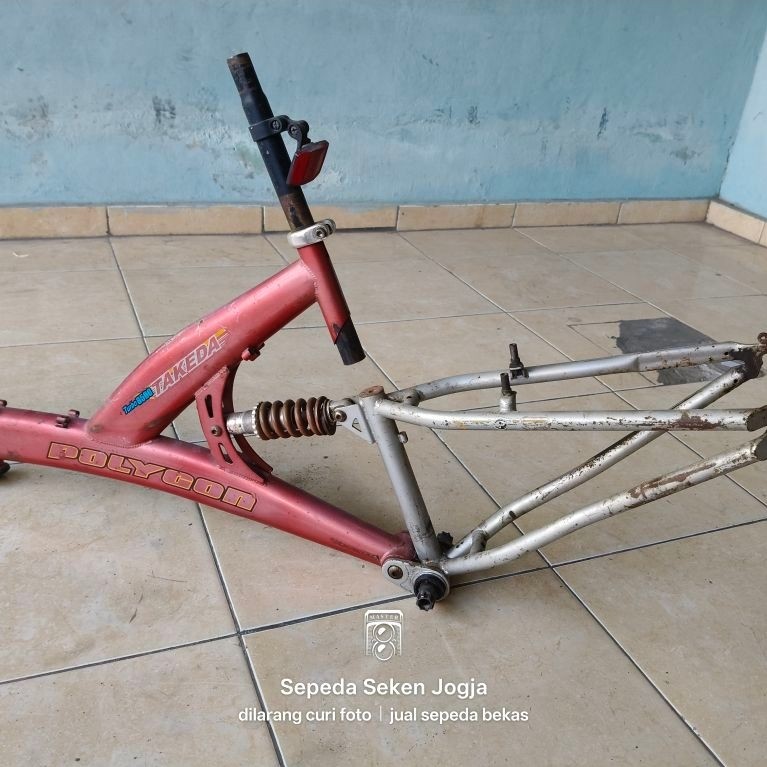 Frame Rangka Sepeda MTB Full Suspension Polygon Takeda 26 Original Bekas