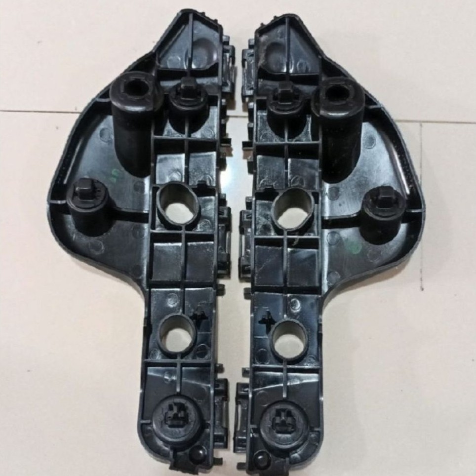 Breket bemper depan mobil Toyota Yaris Vios Dudukan bemper depan mobil Toyota Yaris Vios Original Pr