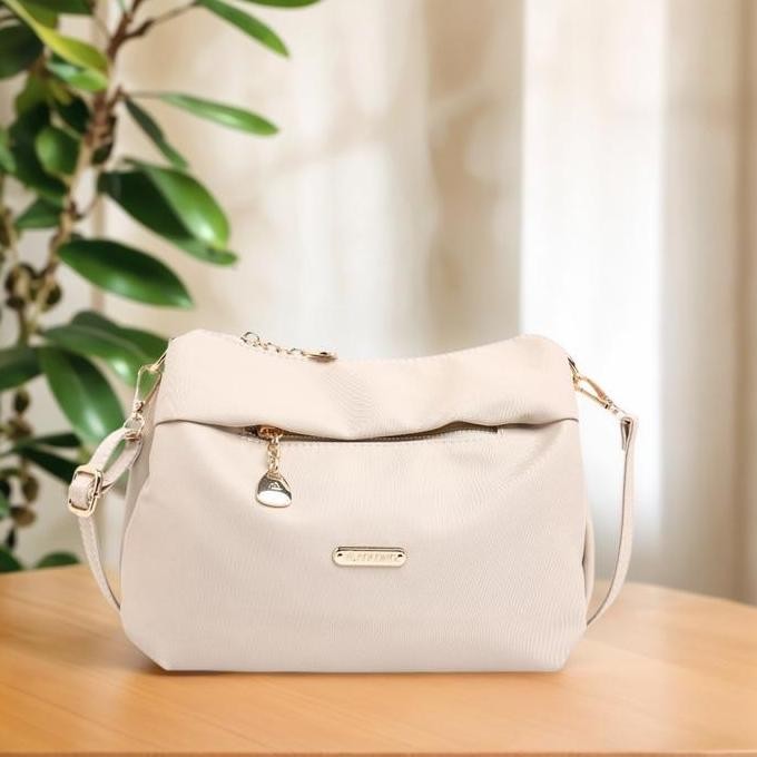 Selempang Rani 0828# Tas Selempang Wanita - Slingbag Terbaru Cewek Berbahan Parasut Premium Furing F