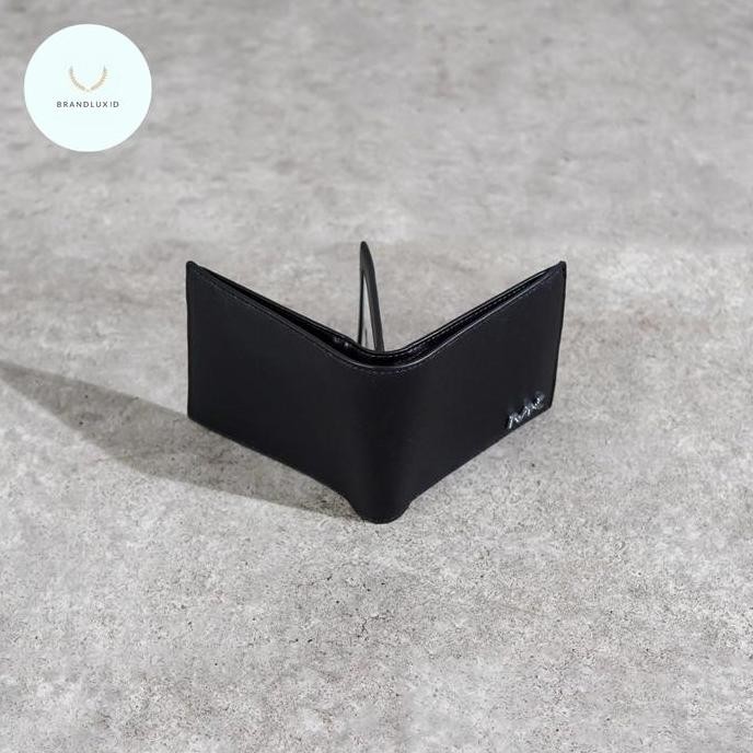 Michael Kors Mk Side Silver Plain Leather Wallet With Card Holder In Black