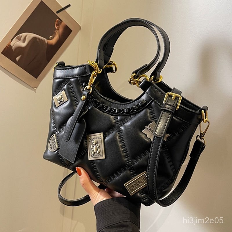 Premium Vintage Badge Large Capacity Tote Bag2024New Quilted Chanel Style Women's Bag Tote Bag Cross