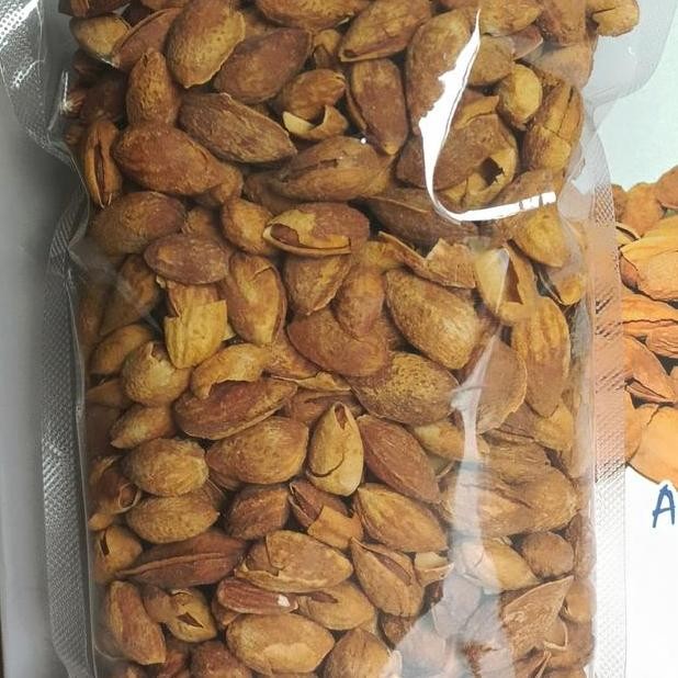 

Kacang Almond Roasted Gram