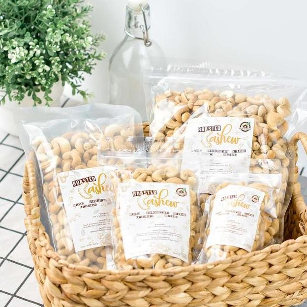 

Roasted Cashew Camilan Kacang Mete Panggang Gr