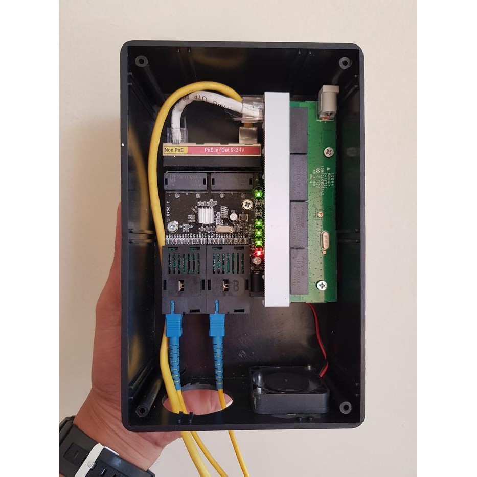 HSS ODP [ Converter Fiber Optic ] 2FO 4LAN support PoE