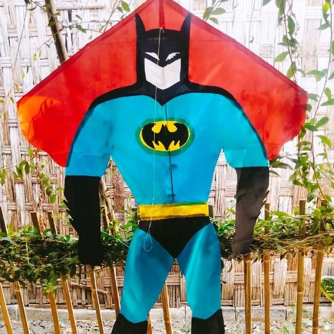 layangan kain burung hantu