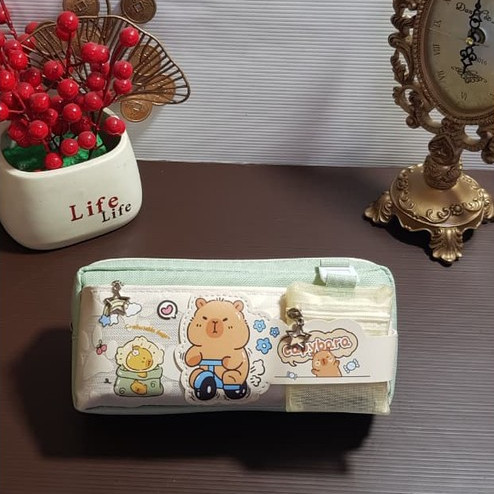 

(PCS) Tempat Pensil Capybara Kapasitas Besar Lucu