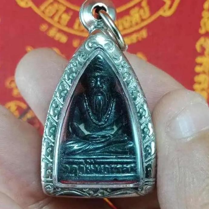 Leklai Black Lersi By Lp Somporn Thai