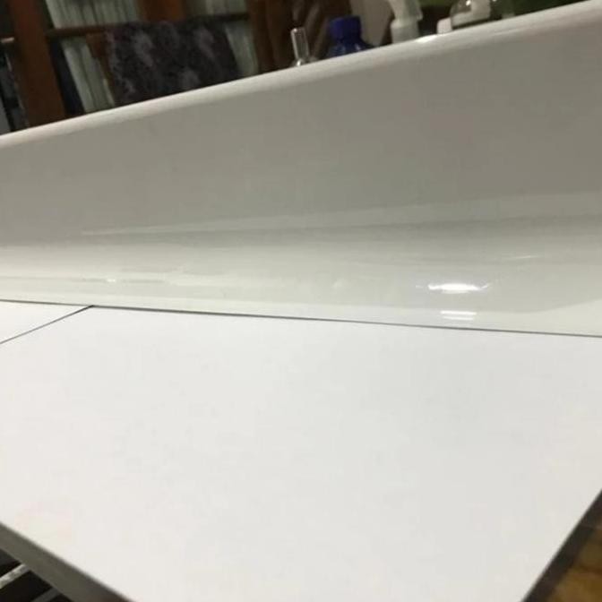 Hospital Plin Lantai, Plint Lantai Skirting