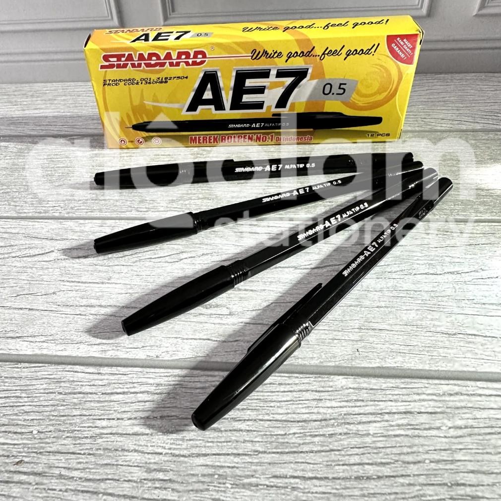 

Salt Selusin (12 Pcs) Pulpen Standard Ae7 Tinta Hitam Pekat Fgk-24