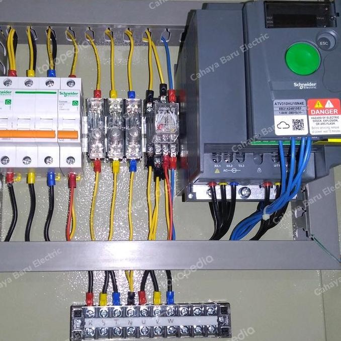 panel inverter 1,5 kW motor agitator 1,1 kW 380 volt schneider