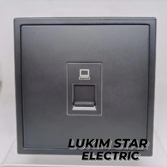 DV123 - OUTLET DATA CAT6E SIMON I7 BLACK DOFF HITAM/OUTLET DATA CAT6 RJ 45 SIMON i7 BLACK DOFF/HITAM