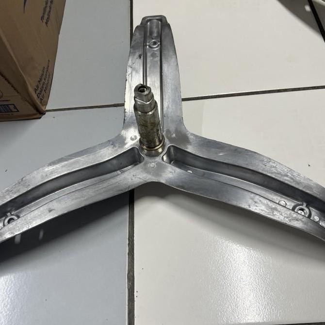 Segitiga Mesin Cuci Electrolux Ewf85747 Ewf10843 Ewf85743