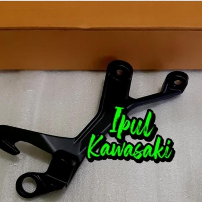 breket stay step footstep belakang kanan ninja 250 fi new 2018 ori Original