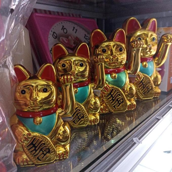 Dekorasi Hiasan Kucing Hoki Rejeki Tangan Bergerak, Size Besar