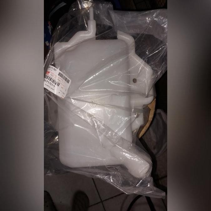 Tabung Air Radiator Tabung Cadangan Air Radiator GIGA FVR FTR ISUZU DISKON