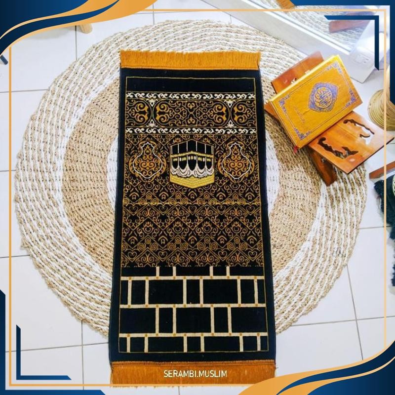 Diskon Sajadah Turki Hitam Motif Kiswah Ukuran Sedang Murah - Termurah Terlaris Berkualitas Pengirim