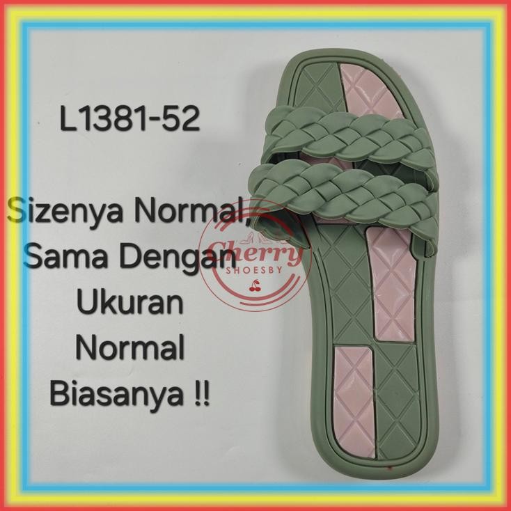 Terlaris L1381-52 Sandal Slop Kerut Kepang Dua Wanita Glanz Sendal Selop Cewek Karet Kotak Catur Gla