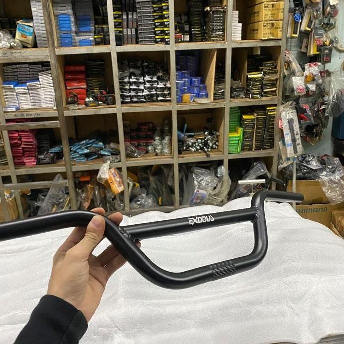 Handle Bar Stang CommuterBike EXODUS PLATINUM Alloy Steel Hitam Standard 22.2 Panjang 74 cm BMX Fede