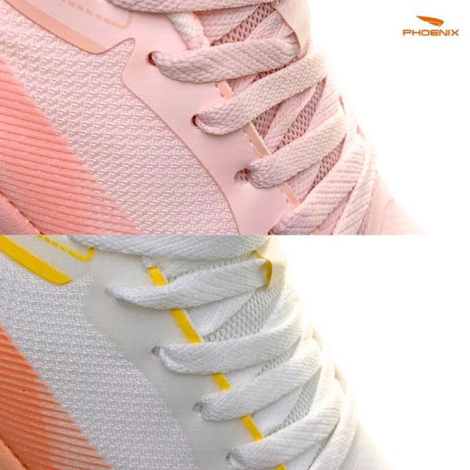 Phoenix Descendent Sepatu Running Wanita