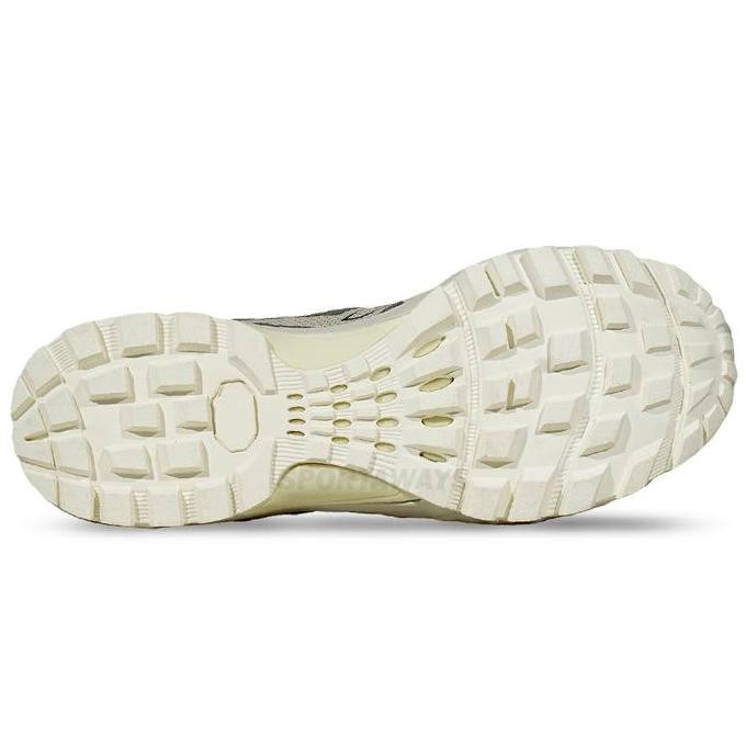 Sepatu Running 910 Yuza Original