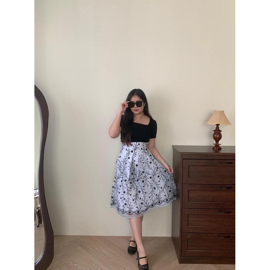 Promo Bawahan Rok 144 Dua Lapis Bahan Burkat Organza Skirt Lapis Soft Organza untuk Penampilan Elega