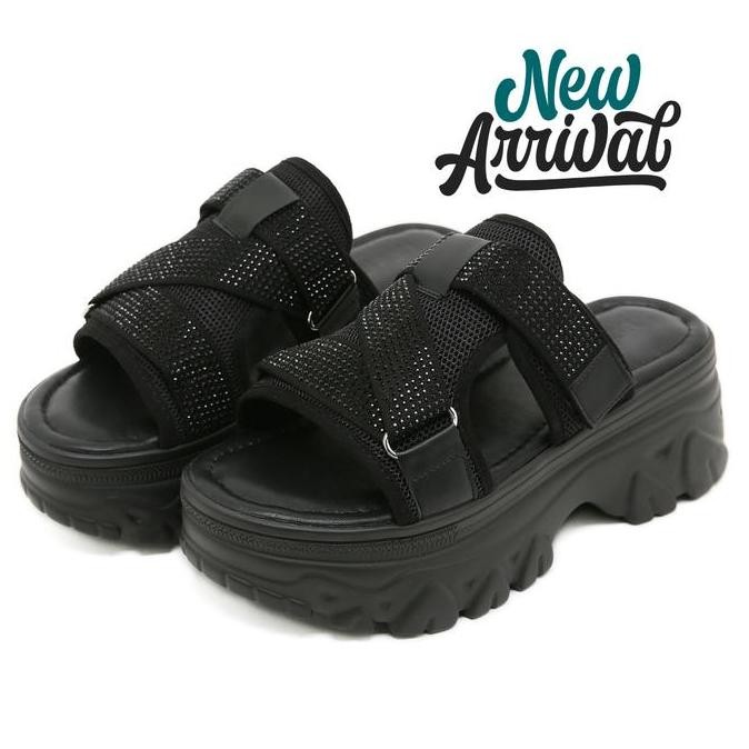 Bozka Sandal Wedges Wanita Fashion Mewah Megan Sendal