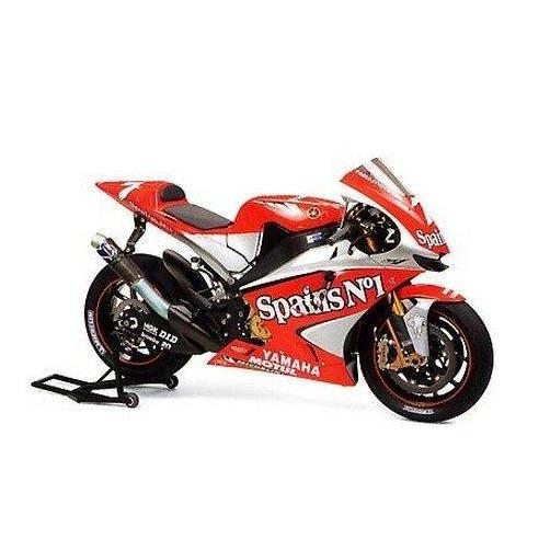 Promo TAMIYA 14100 YAMAHA YZR-M1`04 No7/No.33 Diskon