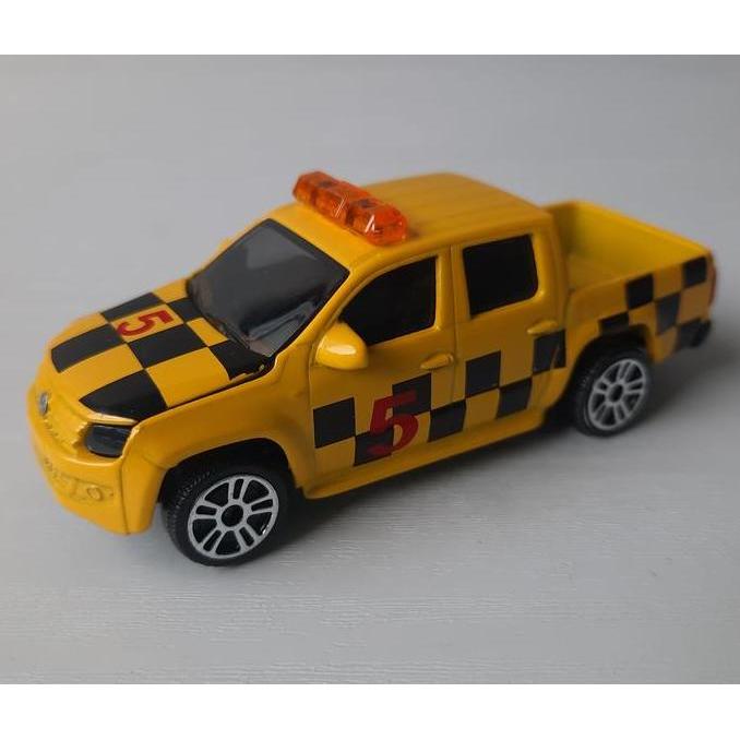 Majorette Majorete pomade VW Amarok kuning Volkswagen Amarok follow me