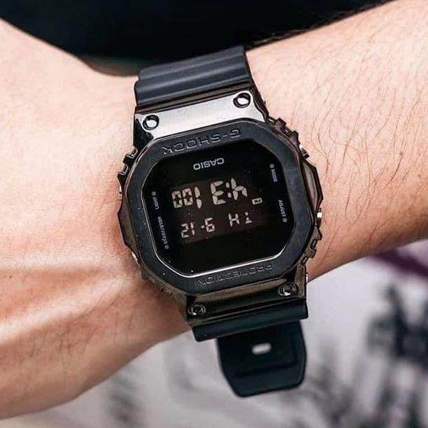 Vintage- Casio G-Shock Gm-5600B-1Dr/Gm-5600B-1Dr/Gm-5600B