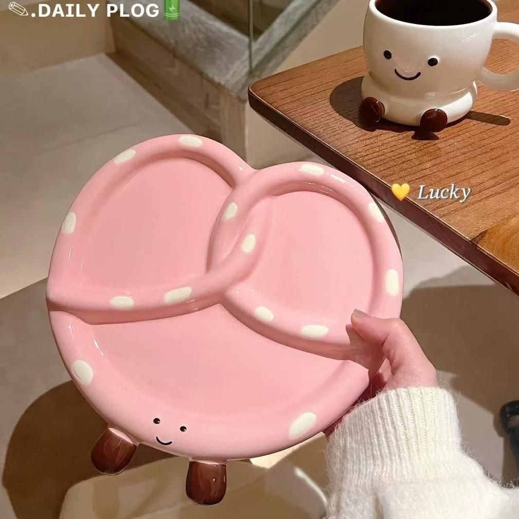 NESTIO Cute Ceramic Plate Pretzel // Piring Keramik Pretzel