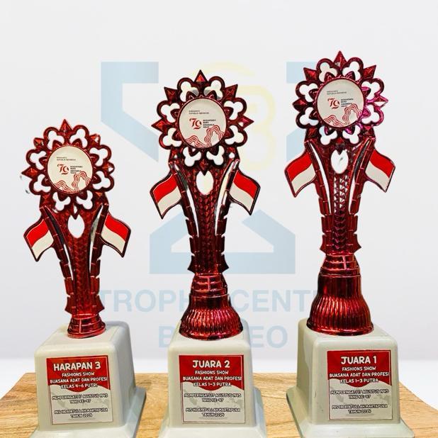 Piala/Trophy Lomba Agustusan Hadiah Agustusan Lomba 17An Lomba 17 Agustus