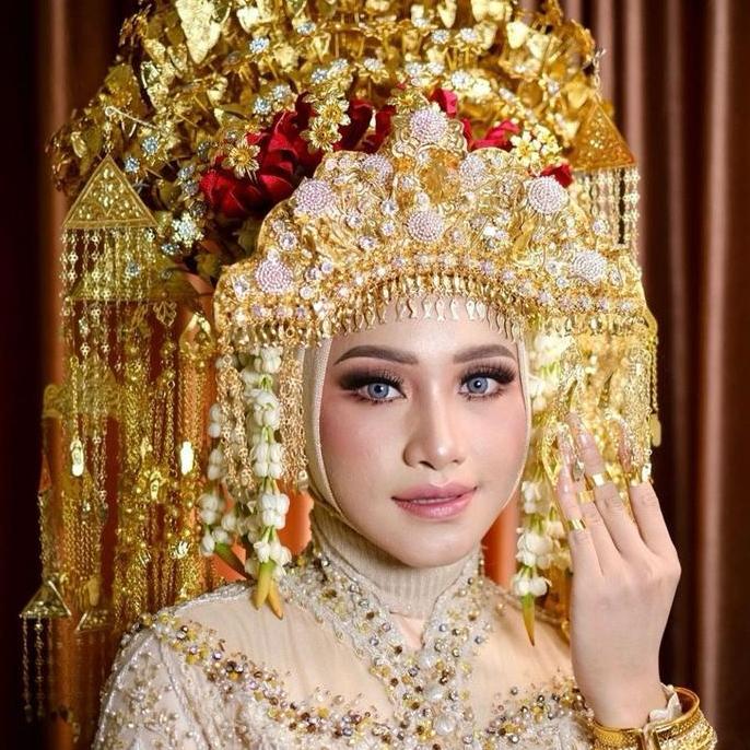 Mahkota RiantiMakeup x BudayaChalista