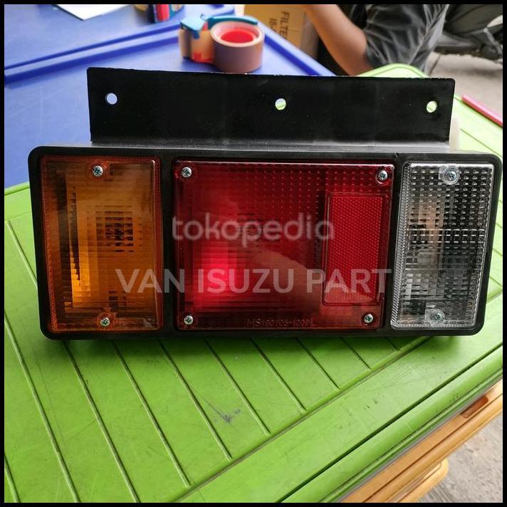 HOT DEAL STOPLAMP STOP LAMP LAMPU STOP ELF ISUZU ELF 