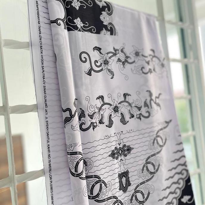 Btk - Kain Batik Original Pgri - Motif Pgri - Batik Putih Pgri Motif - Bsy Batik Pgri- Bahan Kain Ba