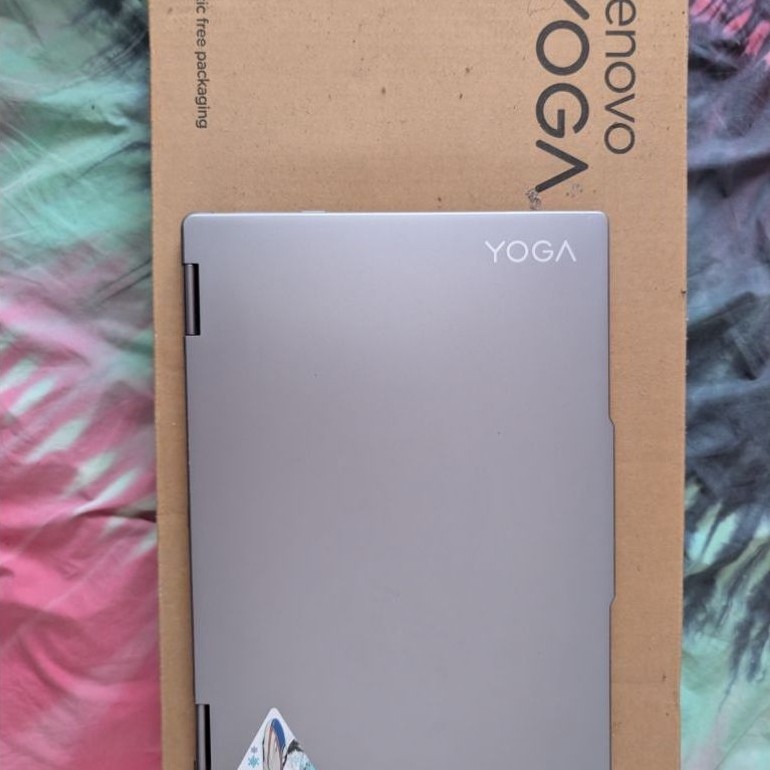 Lenovo Yoga ultrabook