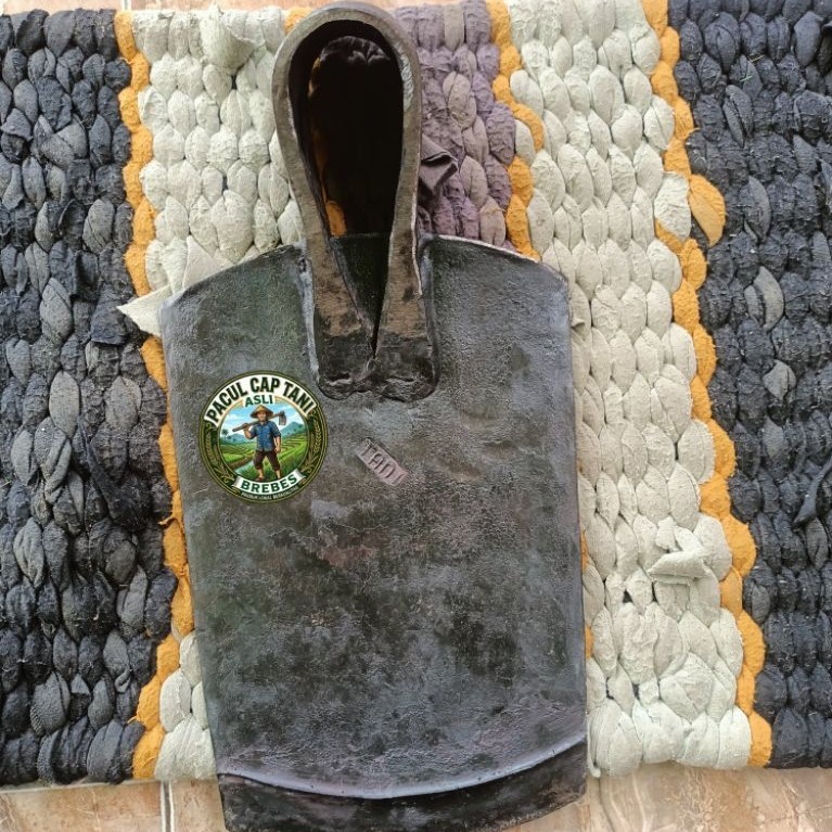 Cangkul sawah / Pacul Cap Tani/cangkul Brebes anti lengket /premium