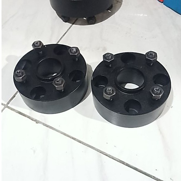 adaptor velg 4x114.3 ke 4x108 4 pcs