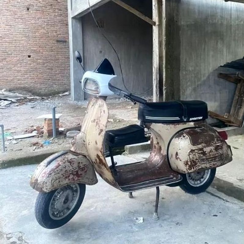 Aksesoris Vespa Drive Screen Gordon Vespa Super dan Sprint