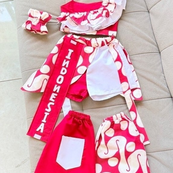 KOSTUM FASHION SHOW ANAK TEMA MERAH PUTIH