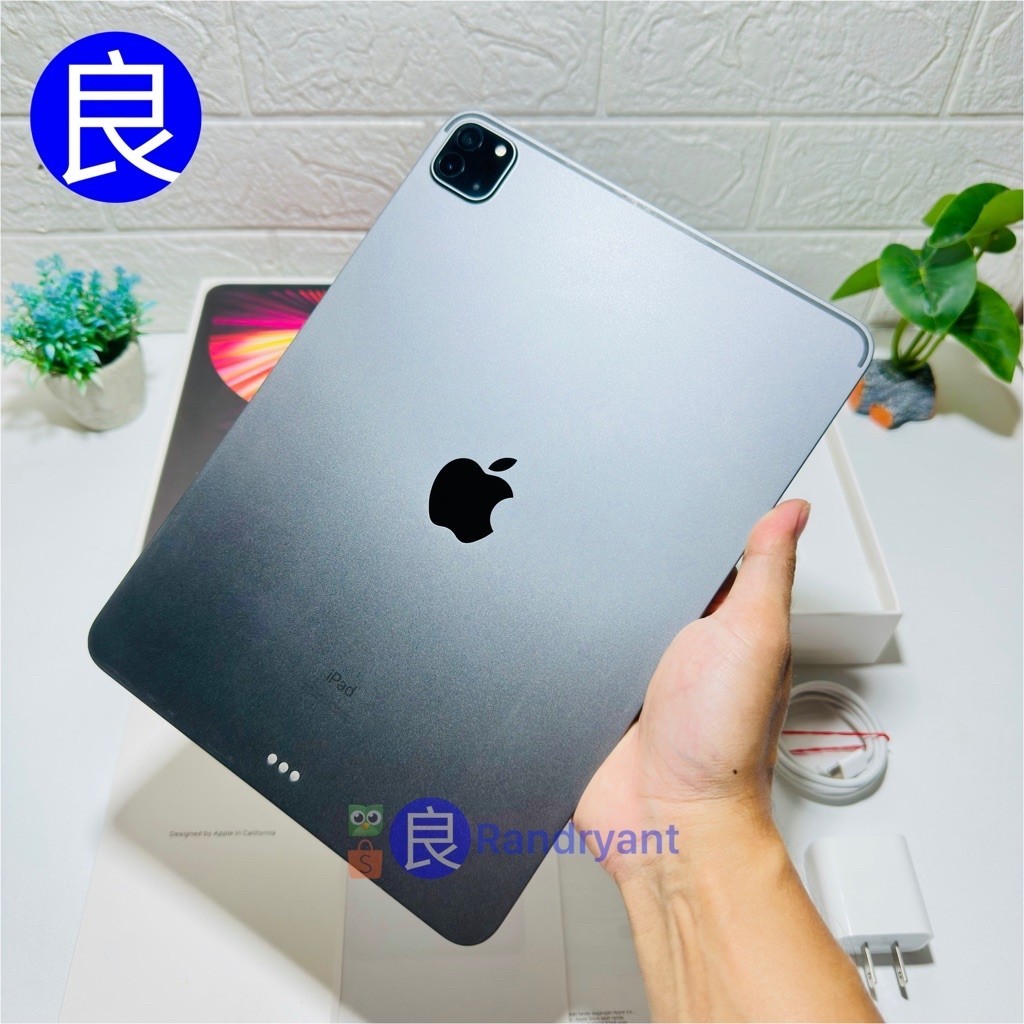 iPad Pro 11 Inchi M1 2021 128GB Space Gray INTER WiFi Only Fullset Ori Mulus Like New Bekas Second I