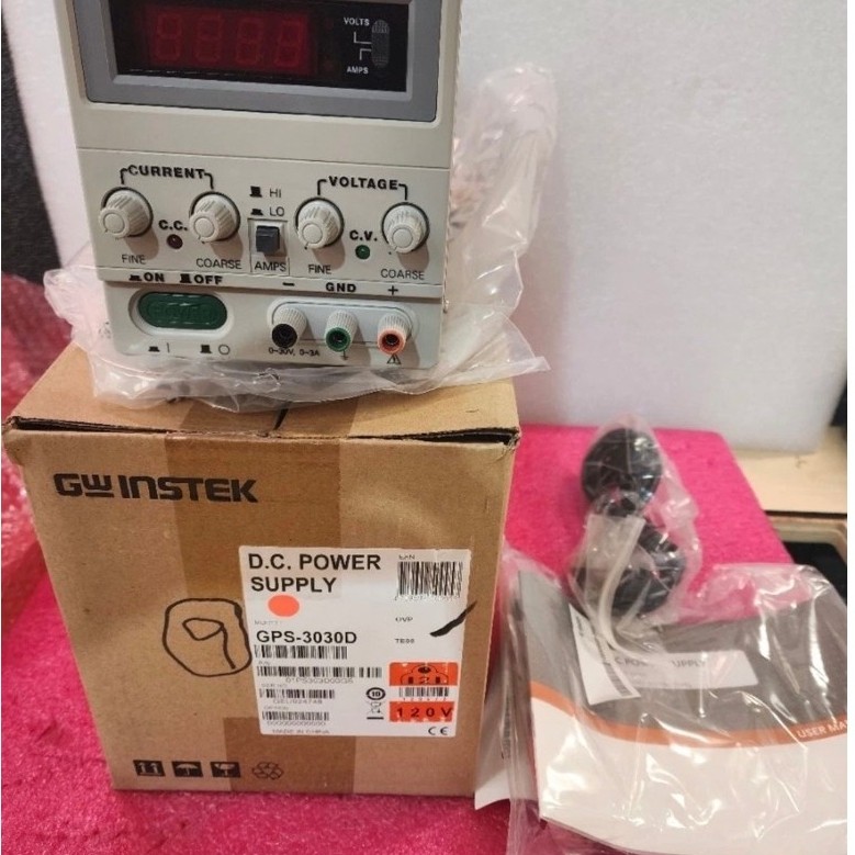 GW Instek GPS-3030D DC Power Supply NEW