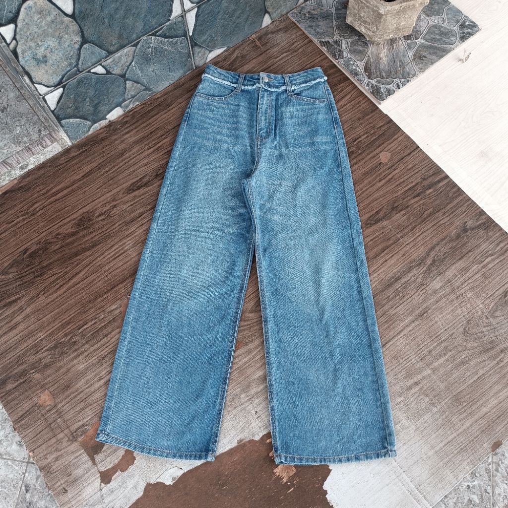 celana jeans GRL widee ( sz 26 perhatikan pxl)