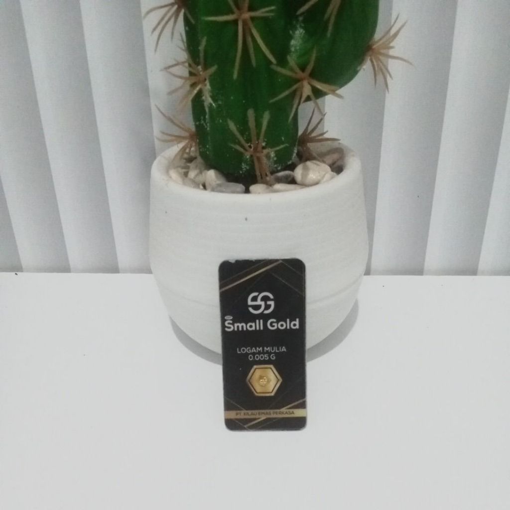 Emas Small Gold Logam Mulia 0.005 Gram Asli Murah Souvenir