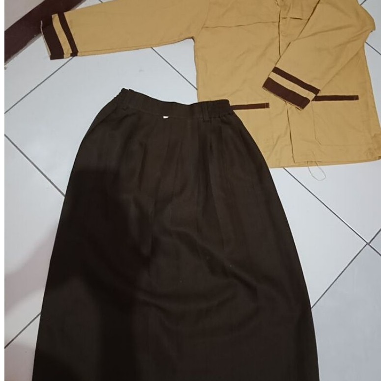PL seragam sekolah