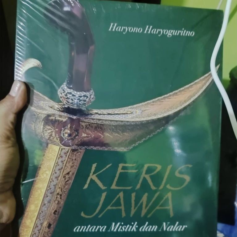 BUKU KERIS JAWA Antara Mistik dan Nalar ORIGINALPENERBIT